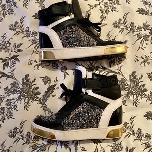 MK gold, white & black shoes